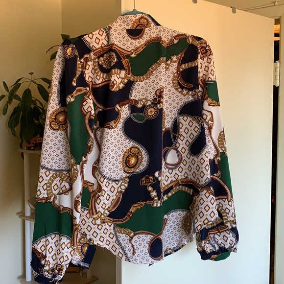 Geo chain print button blouse - Picture 5 of 5